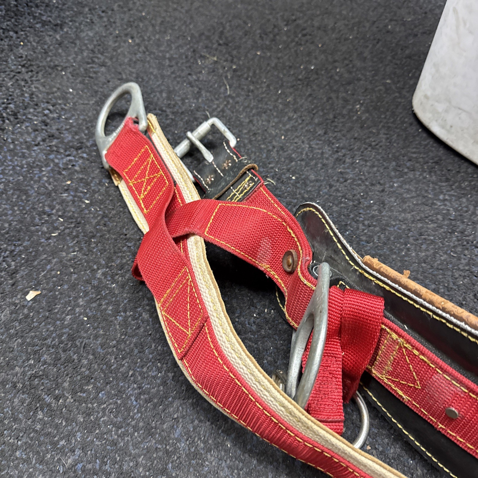 Climb Right Spyder MFG Climbing Saddle Lanyard Kit Weaver Leather Pads 1030