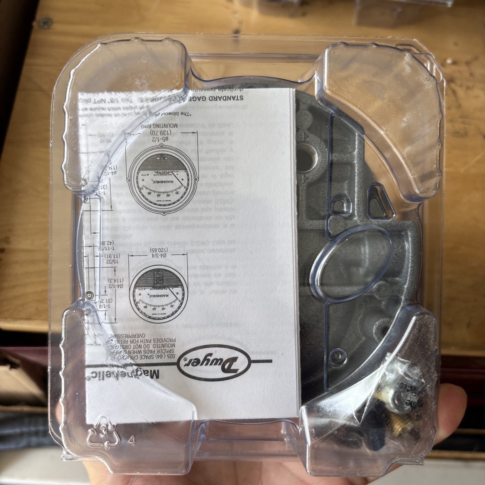 Dwyer 2030 Magnehelic Differential Pressure Gauge (0-30″w.c.)