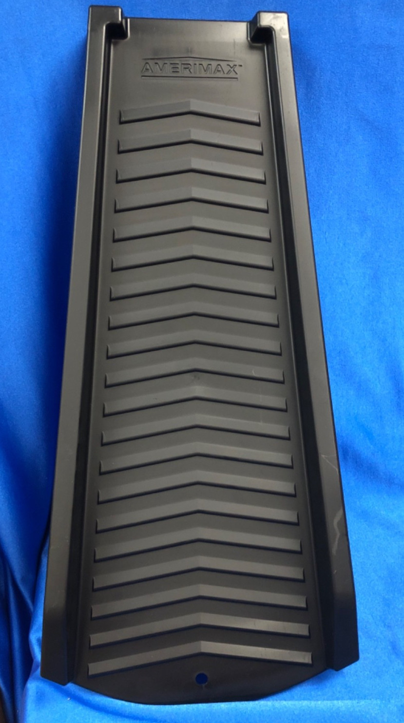 Amerimax 3015-12 24in Black Vinyl Splash Block Downspout Diverter New Open Box