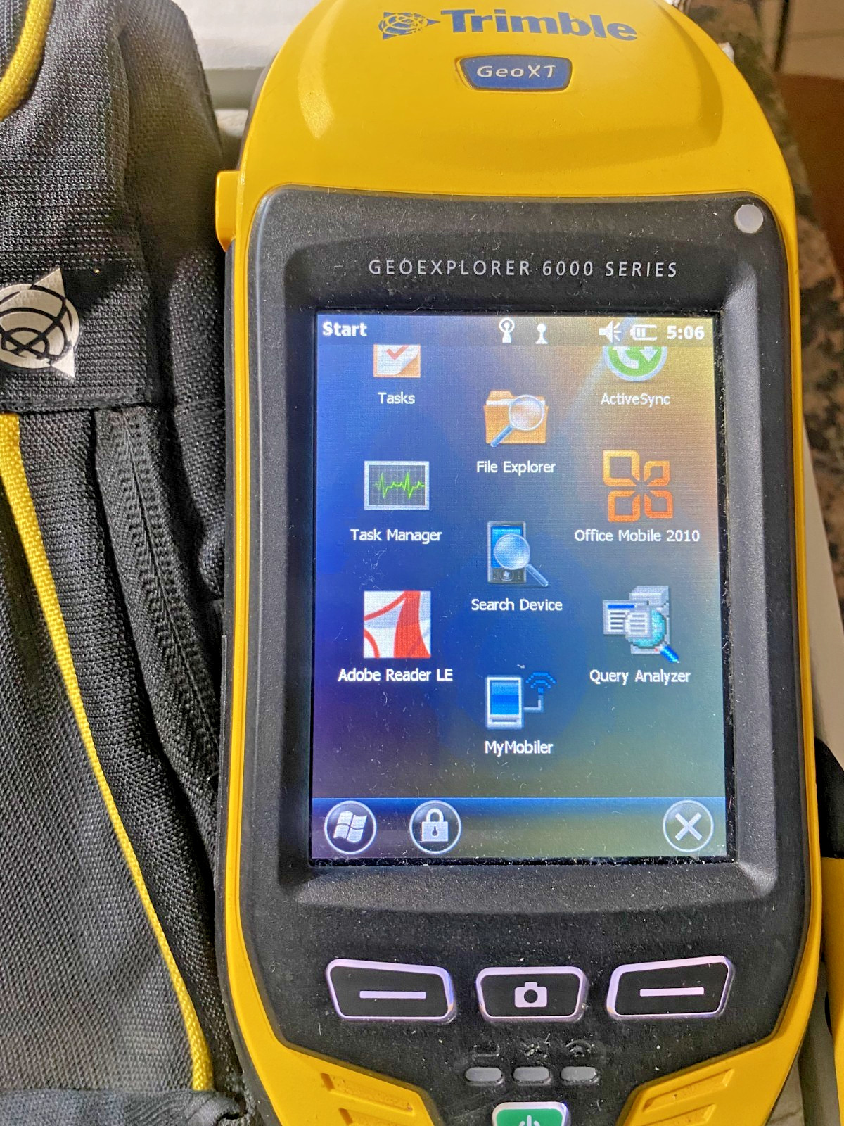 Trimble Geo XT GeoExplorer 6000 Series With TerraSync 5.80 Professional Ed