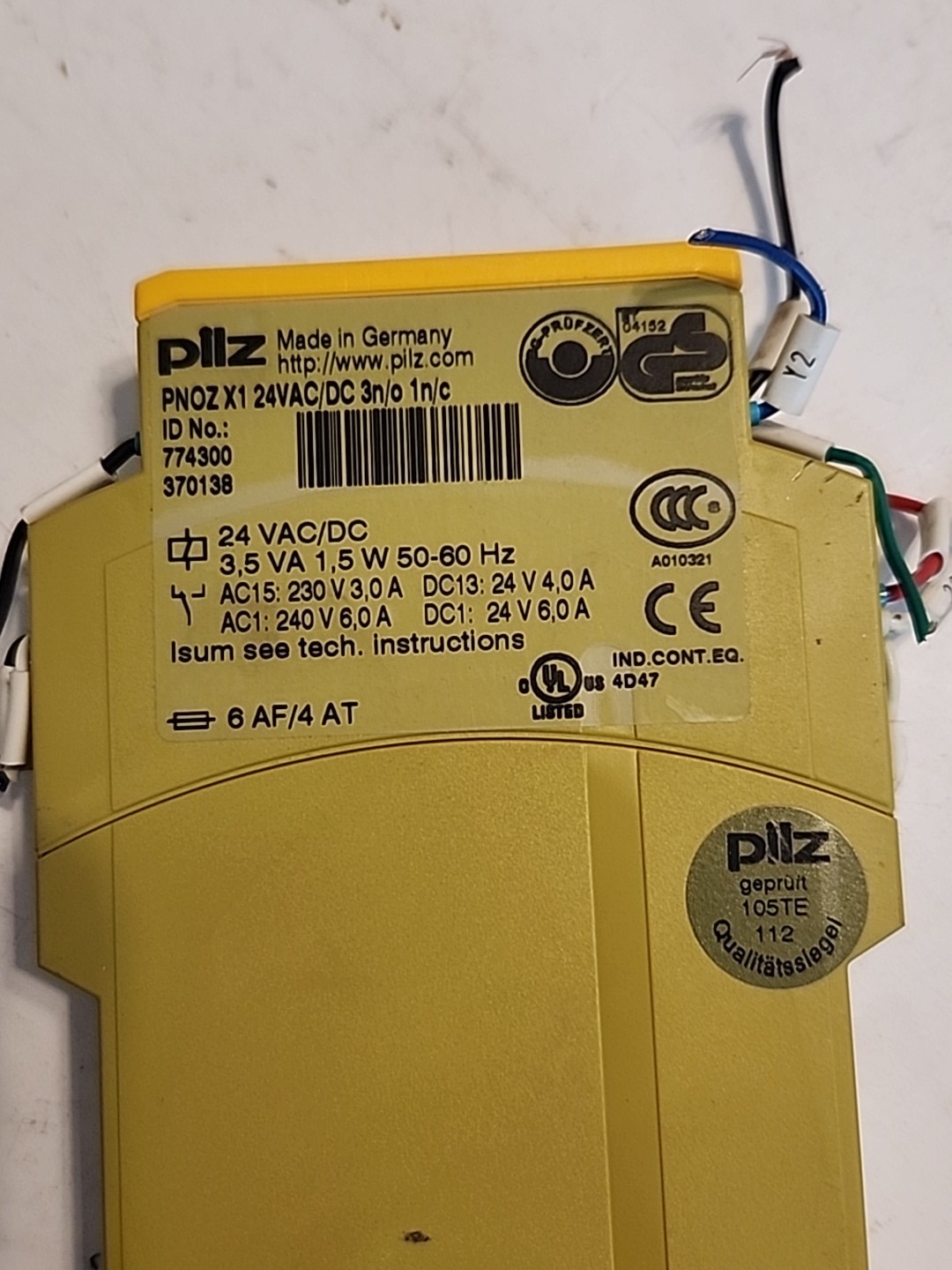 Pilz PNOZ X1 24VAC/DC 3n/o 1n/c Safety Relay Pilz 774300 – Free Shipping