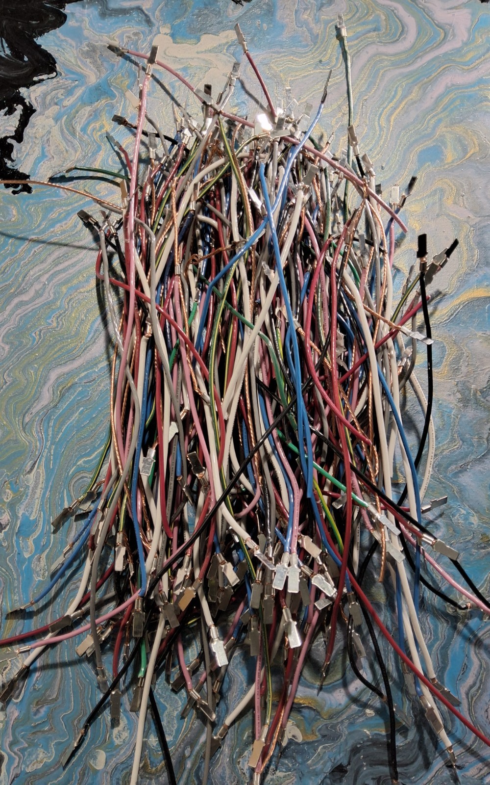 Scrap Insulated Copper Wire Lot – 6 lbs 9 oz – Harness Wire with Connectors