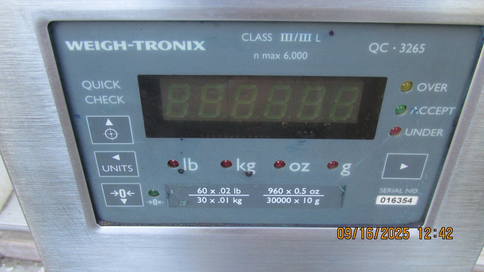 Weigh-Tronix qc3265 60lb x 0.2 weighting scale w/ platform