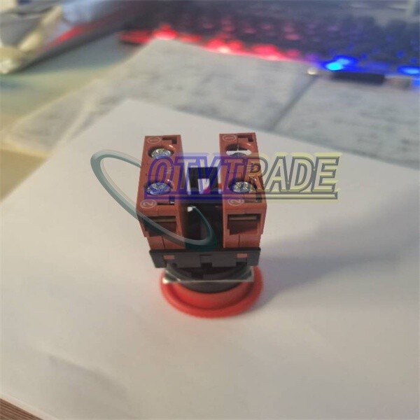 ONE A22E-M-02 A22EM02 Pushbutton Switch Red BUTTON NEW #cv