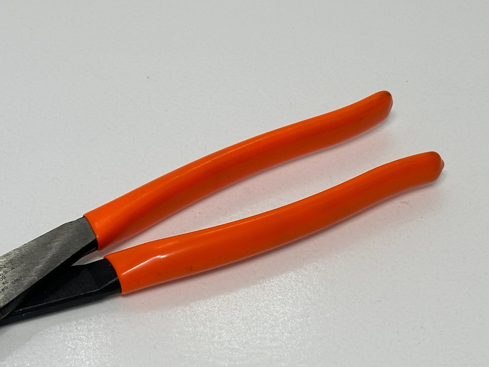 🇺🇸 Cornwell Tools USA CCL909 Crimping & Cutting Pliers, Orange Grip, 10-22 AWG