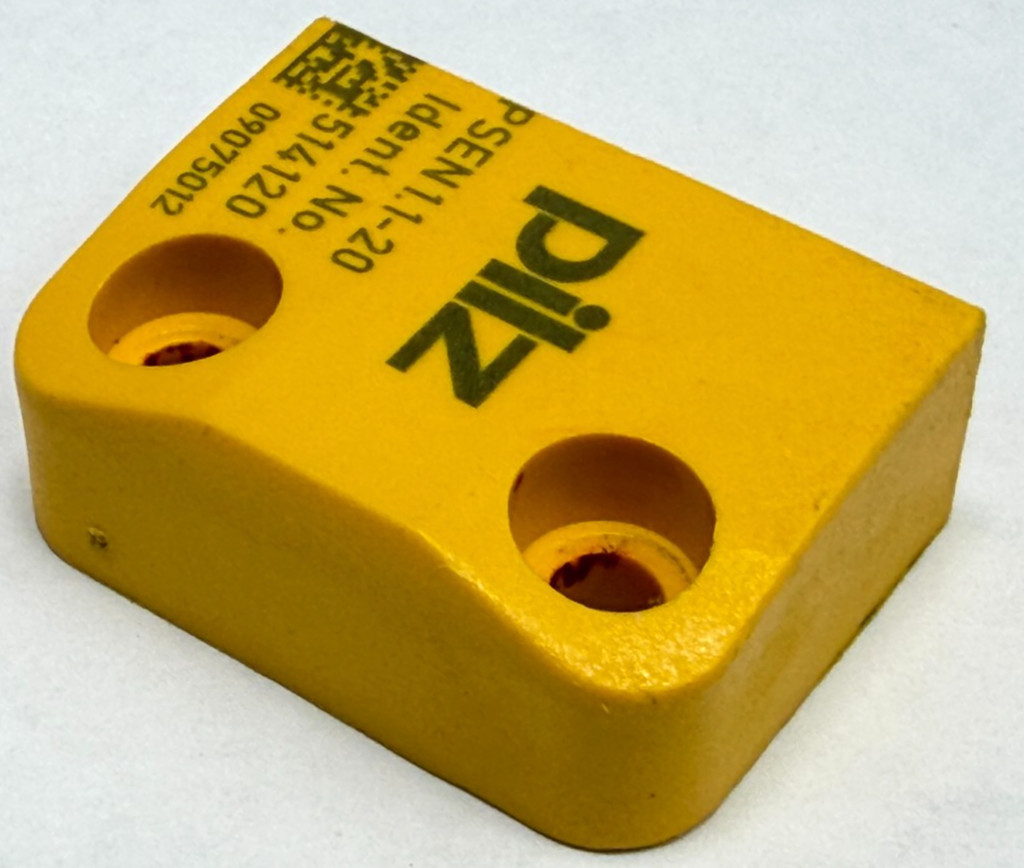 Set Pilz PSEN 1.1p-20 & PSEN 1.1-20 Non Contact Safety Switch, 524120, 514120