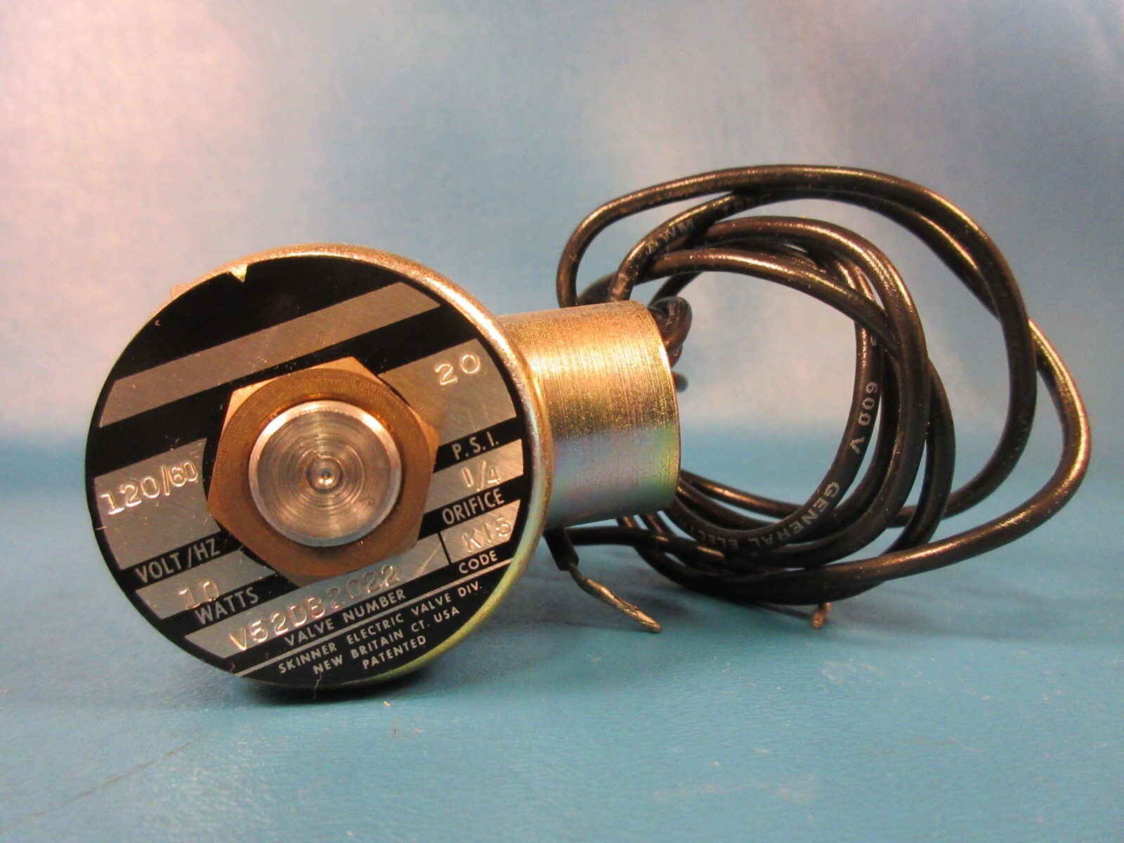 SKINNER V52DB2022, Solenoid Valve, 120/60. Psi: 20. Watts: 10. Orifice: 1/4