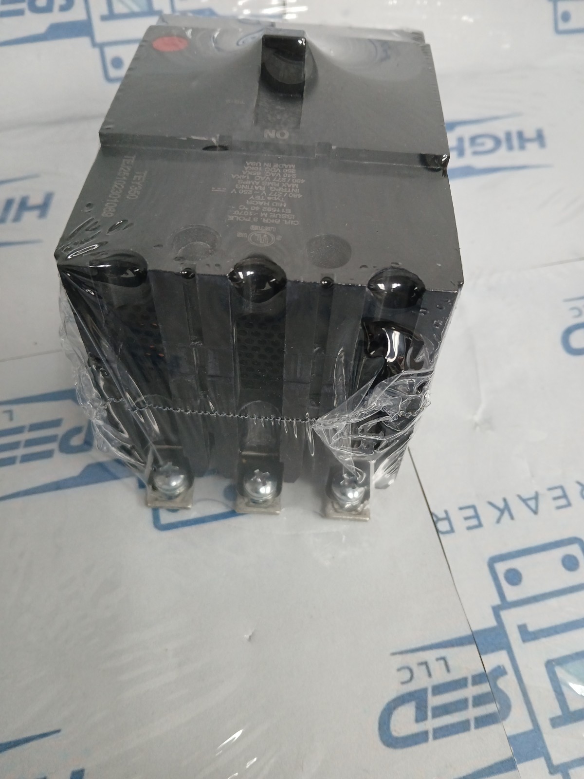 GE NEW TEY350 3 POLE 50A 480/277V BOLT ON MOLDED CASE CIRCUIT BREAKER