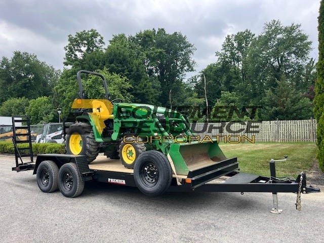 2019 John Deere 3033R Tractor Contractor Platinum Package