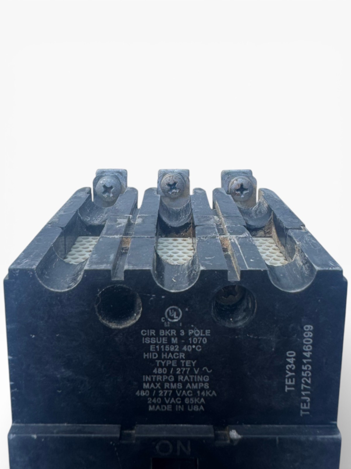 GE TEY340 | 40A | 3-Pole | 480Y/277V | 14kA | Bolt-On Circuit Breaker