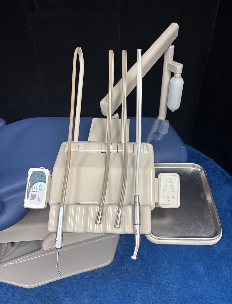 ADEC 1040 Chair w/ Radius Euro Delivery, Vector Electric Handpiece System, Vinyl