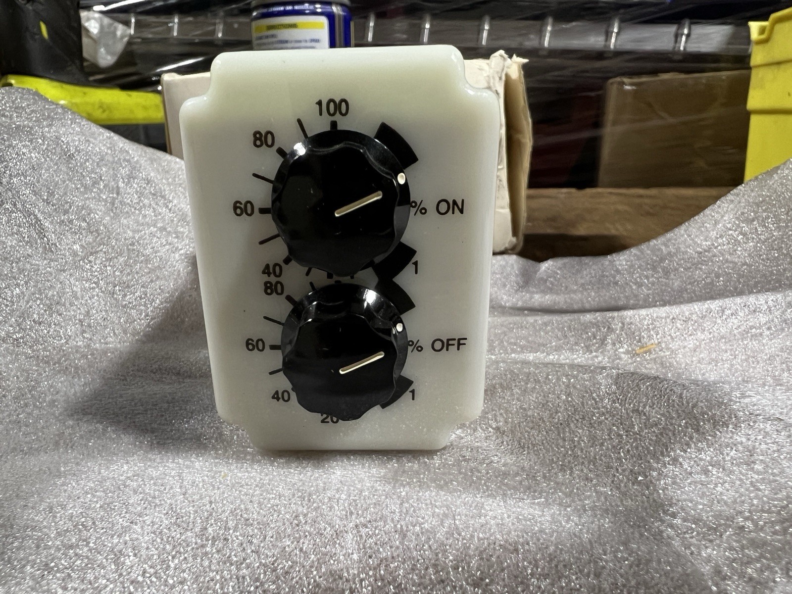 Dayton 1A368F Time Delay Relay 1.8-180seconds w/ On & Off Timers, 8-Pin