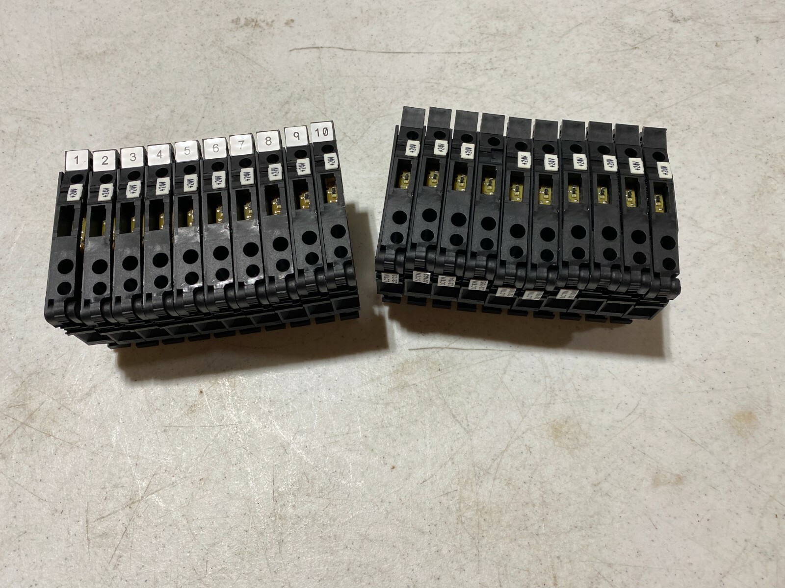 Lot of 20 Entrelec ML../13.. Terminal Block Fuse Holders w/fuses, NOS unused