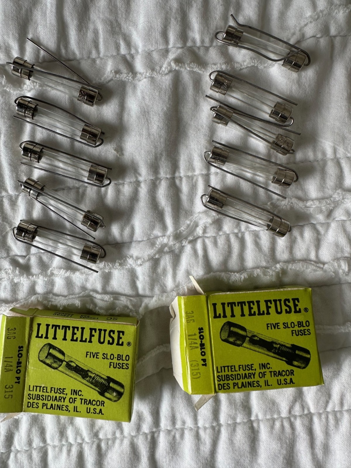 Lot of 10 Littelfuse 3AG Glass Fuses 1/4 Amp 250 Volt Slow Blow PT 1/4″ x 1-1/4″