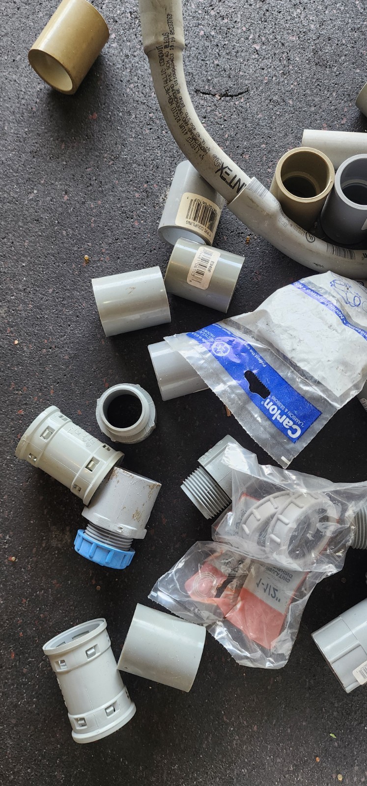 Estate LOT 100s Of Electrical PVC Conduit Fittings 1/2″-2 1/2″ NEW SEAL TIGHT