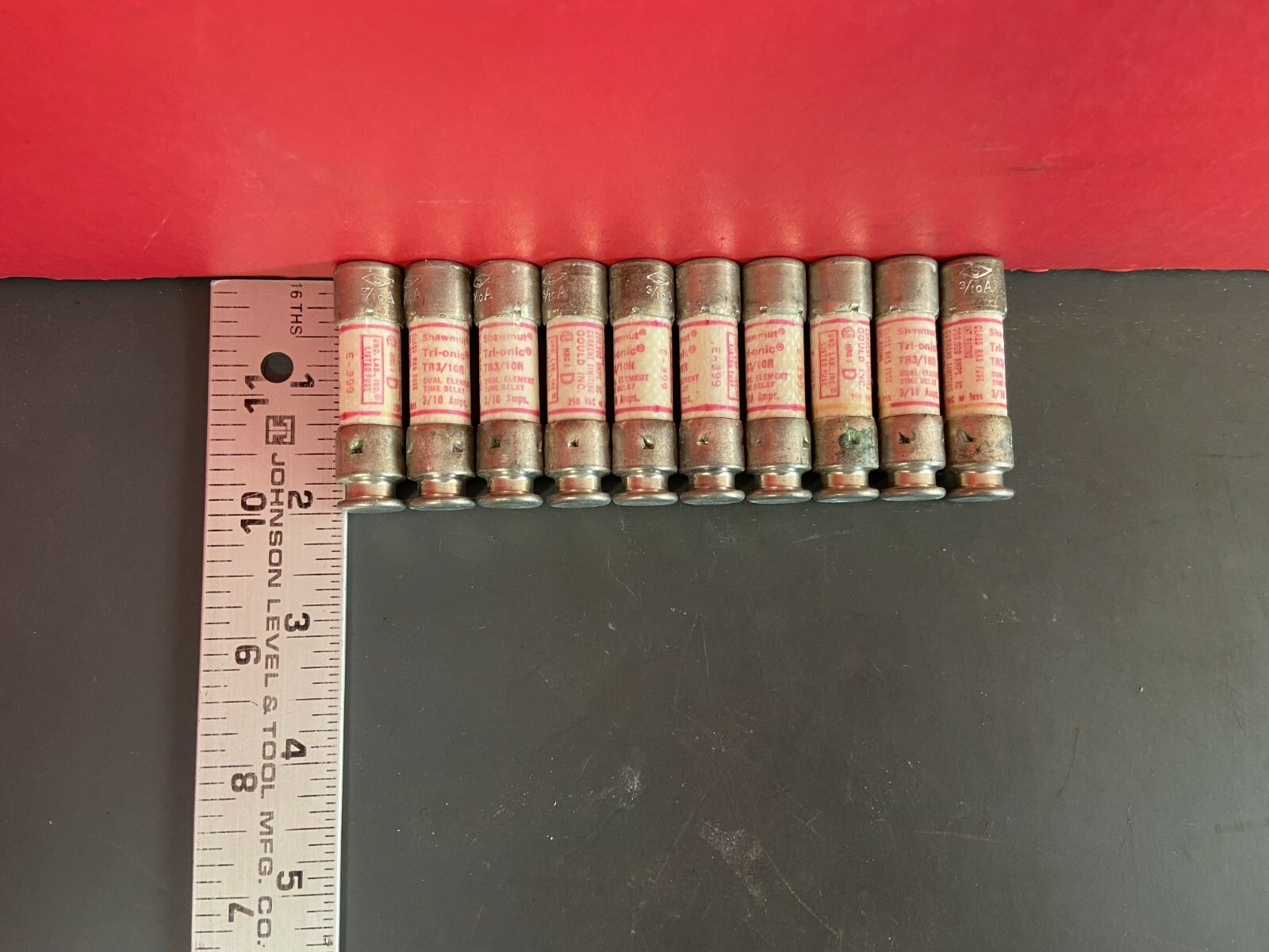 GOULD SHAWMUT TR 3/10 R- 3/10AMP, 250V FUSES- LOT OF 10