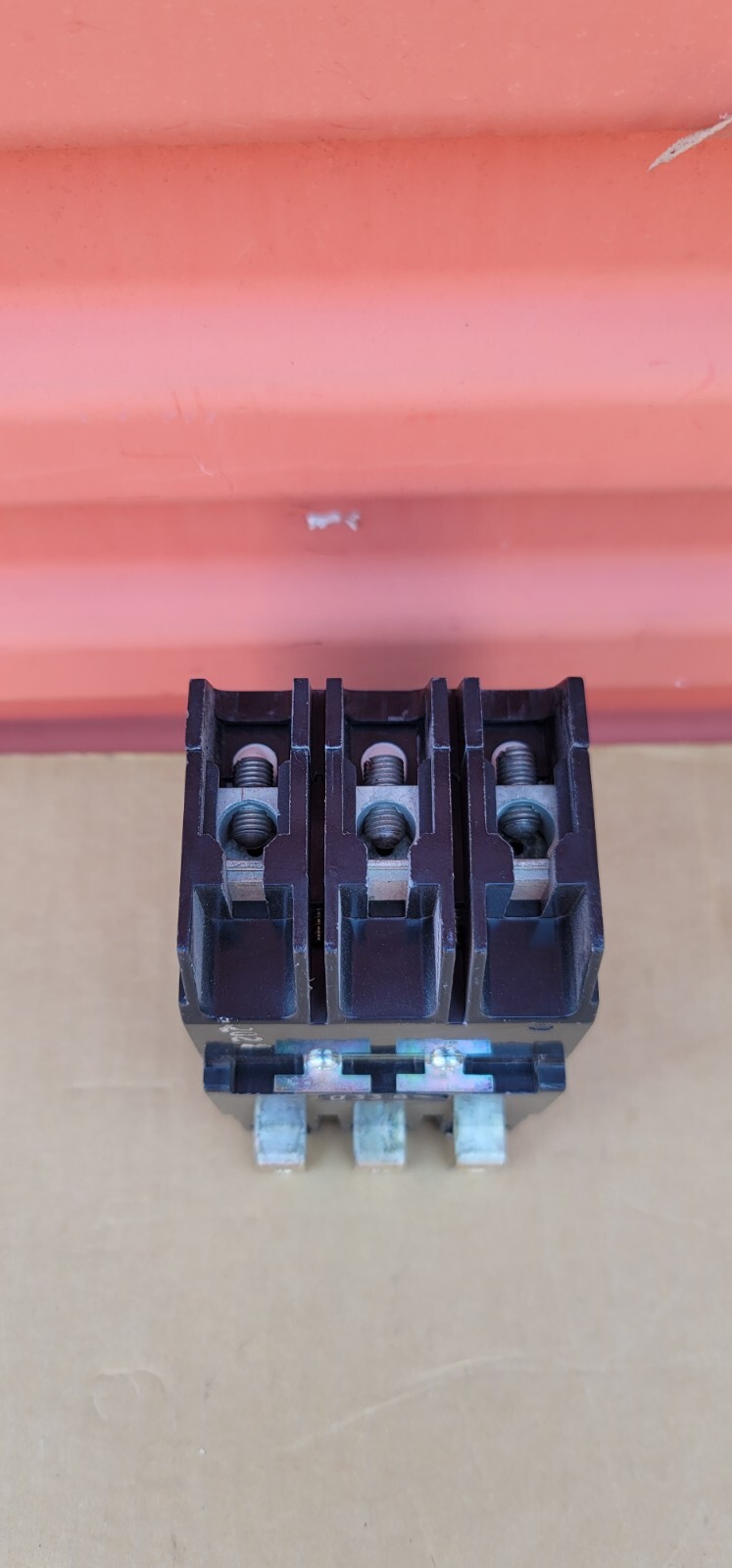 General Electric TEY330 3 Pole 30Amp 480/277 Volt Bolt On Circuit Breaker NEW