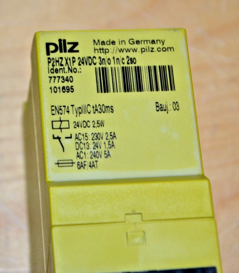 PILZ ~ P2HZ X1P ~ 24VDC 3n/o 1n/c 2so Safety Relay ~ 777340 ~ (B2)
