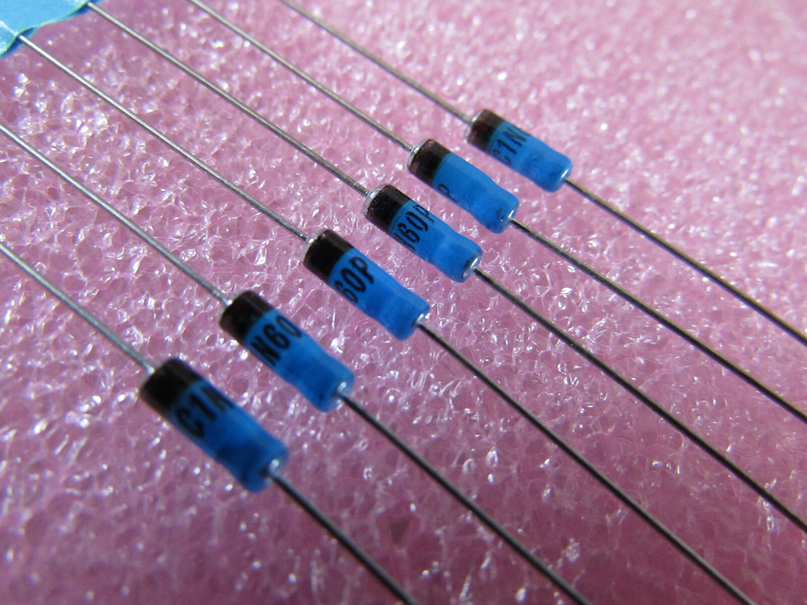 1N60P, 1N60 Central Semi Gold Bonded Germanium Glass Diodes Vintage 6pcs NOS USA