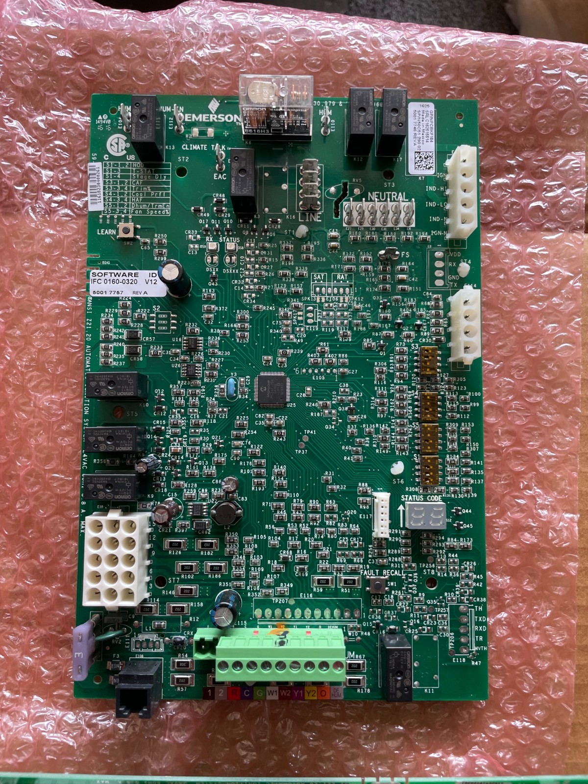 TWO NEW/Goodman EMERSON PCBKF104/ Furnace Control Circuit Board 50C51-290-02