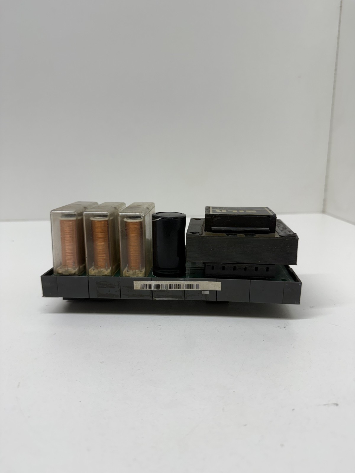 Sick LCU-AM 7022760 Electronic Relay Base Power Supply 240VAC 24VDC 10-Amps