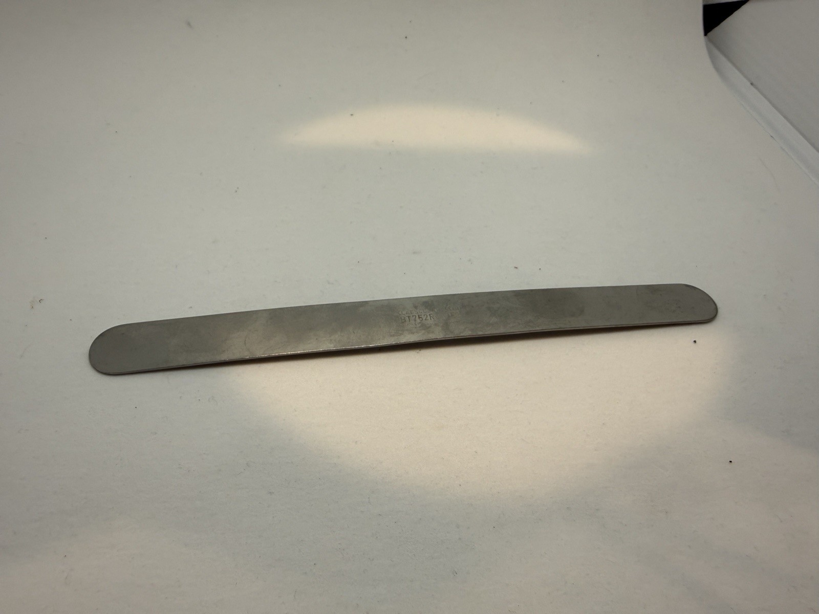 Aesculap BT752R Abdominal Intestinal Spatula 7 7/8″ Stainless 17mm Surgical