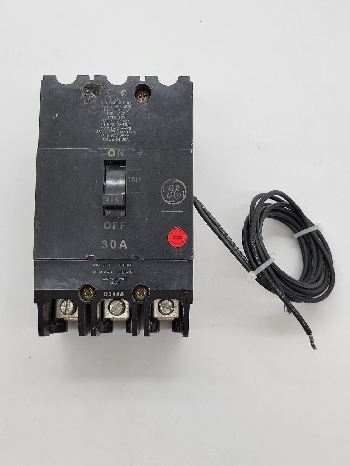 General Electric TEY330ST12 Shunt Trip Bolt-On Circuit Breaker 30A 3P 480/277V