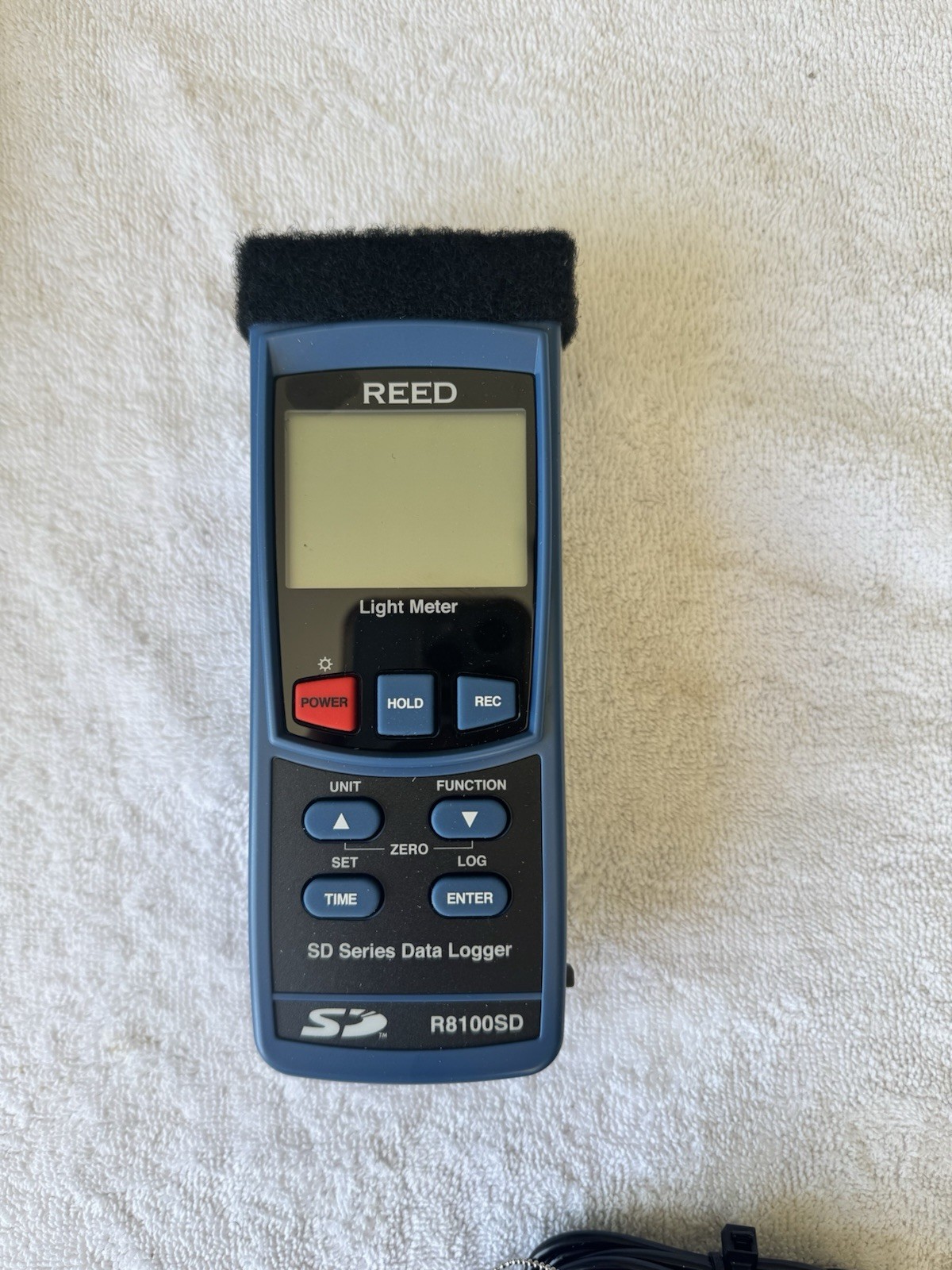 Reed Instruments R8100SD Data Logging Light Lux Meter with Storage Case