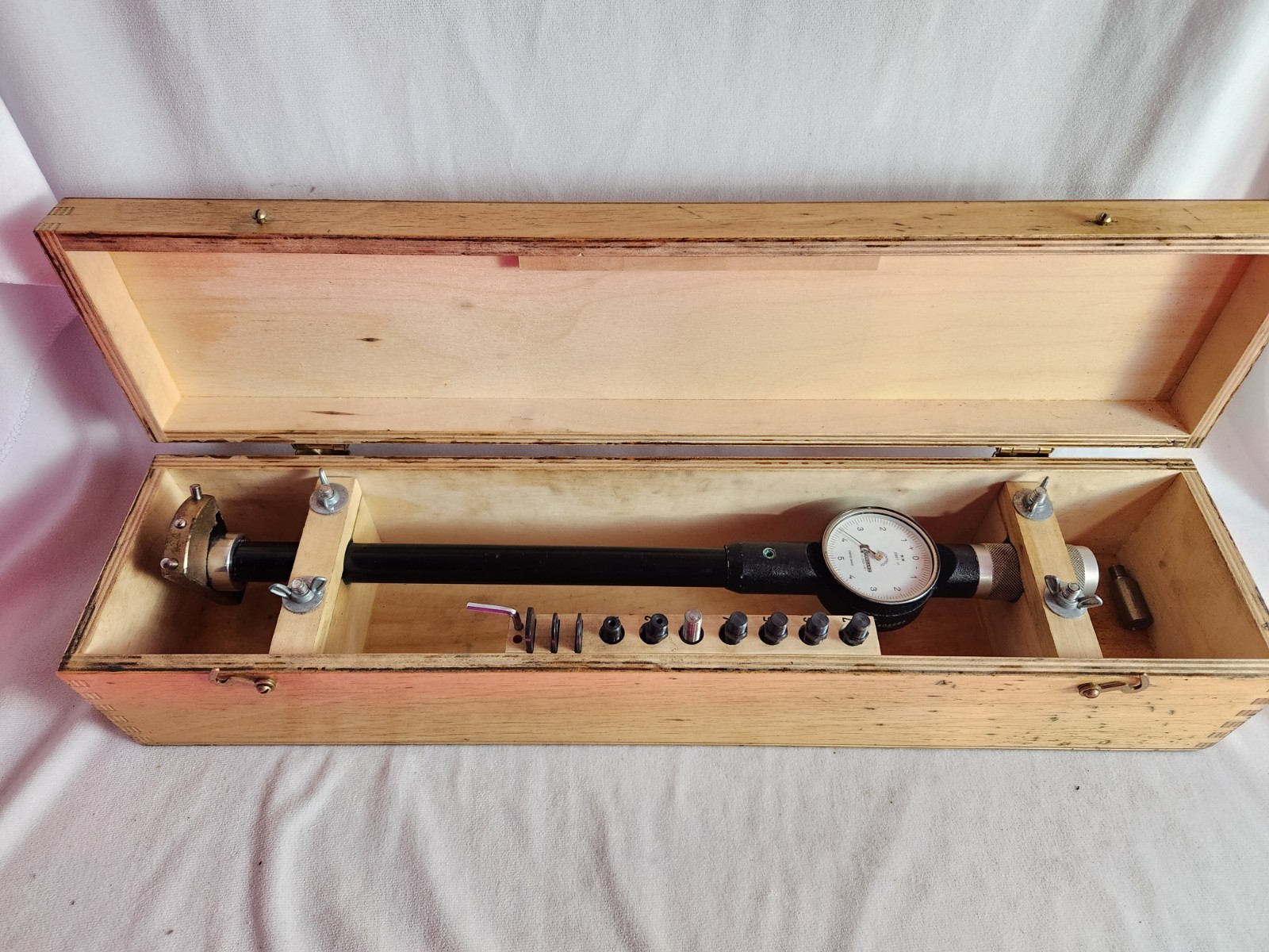 Standard Dial Bore Gage No. 5 Range 3.09″ – 7.125″ W/7 Extensions Wood Box Deep