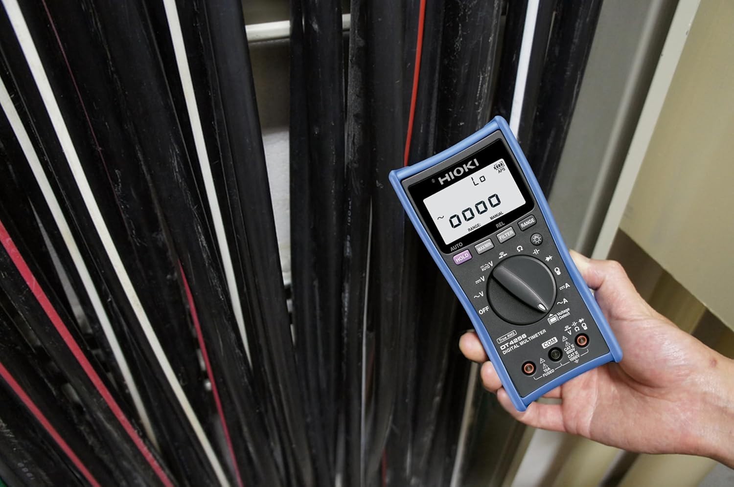 HIOKI DT4256 Digital Multimeter Most Function General Purpose 10A Terminals