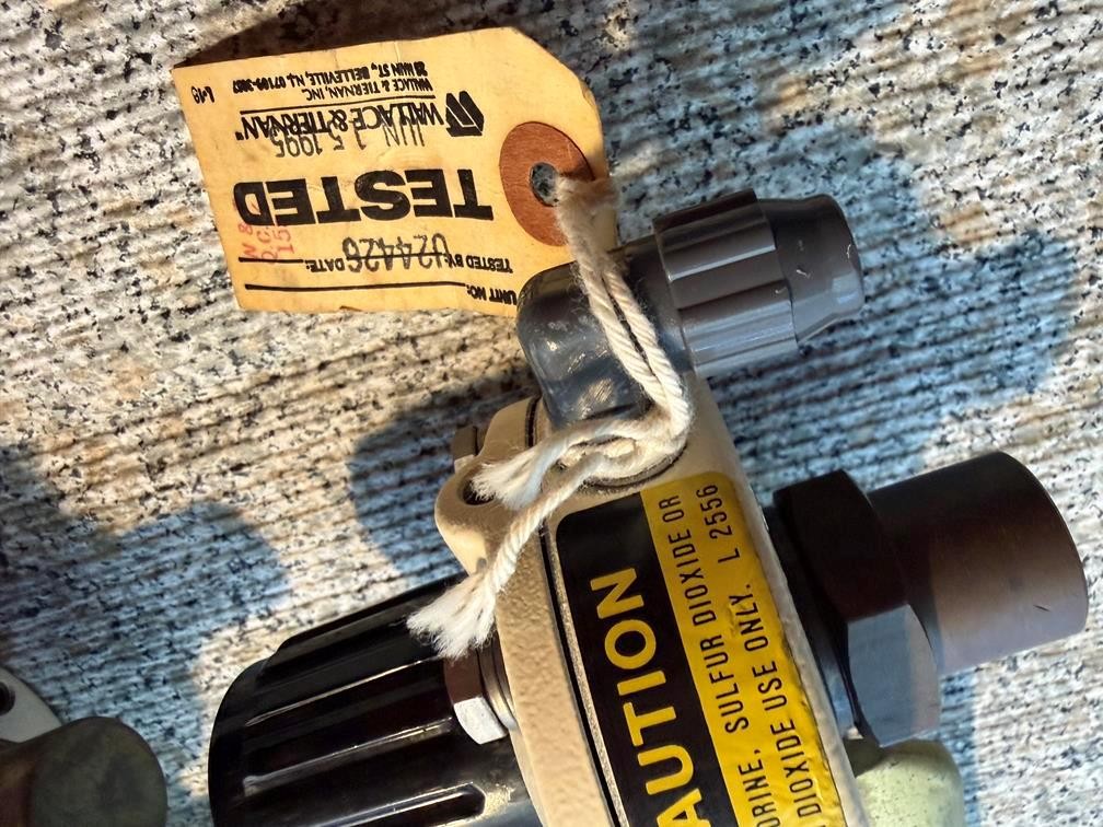 2ea WALLACE & TIERNAN CHLORINE PRESSURE REDUCING VALVE U24426