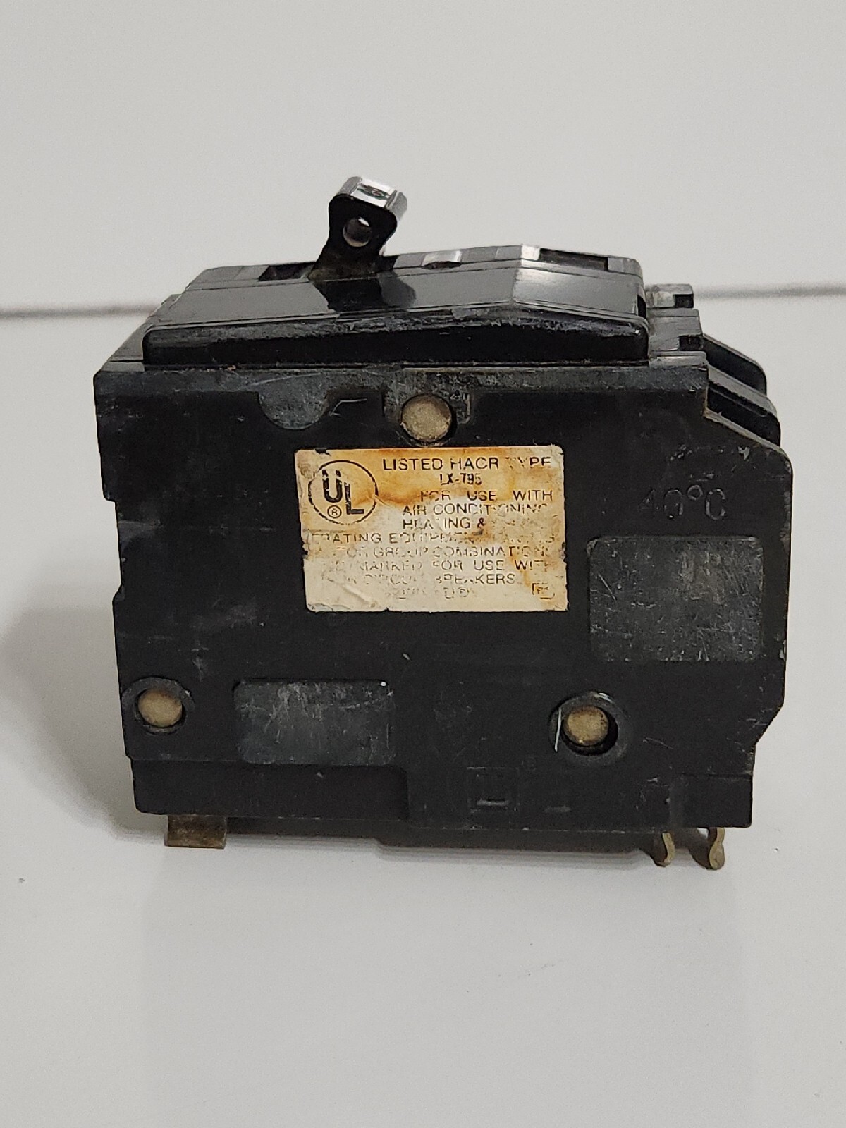 Square D QO260 2 Pole 60 Amp 120 240V AC Type QO Plug In Yellow  Circuit Breaker
