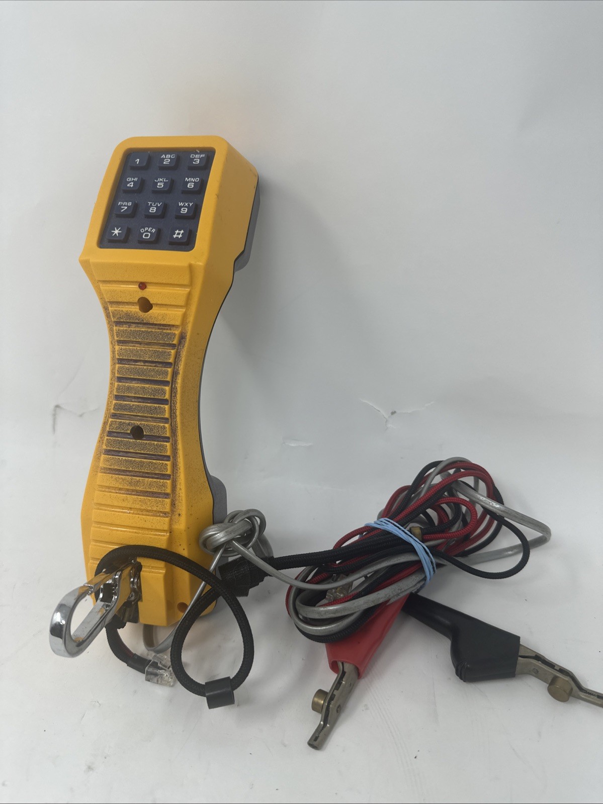 Fluke Networks TS19 Telephone Test Set Portable 19800HD9. Untested
