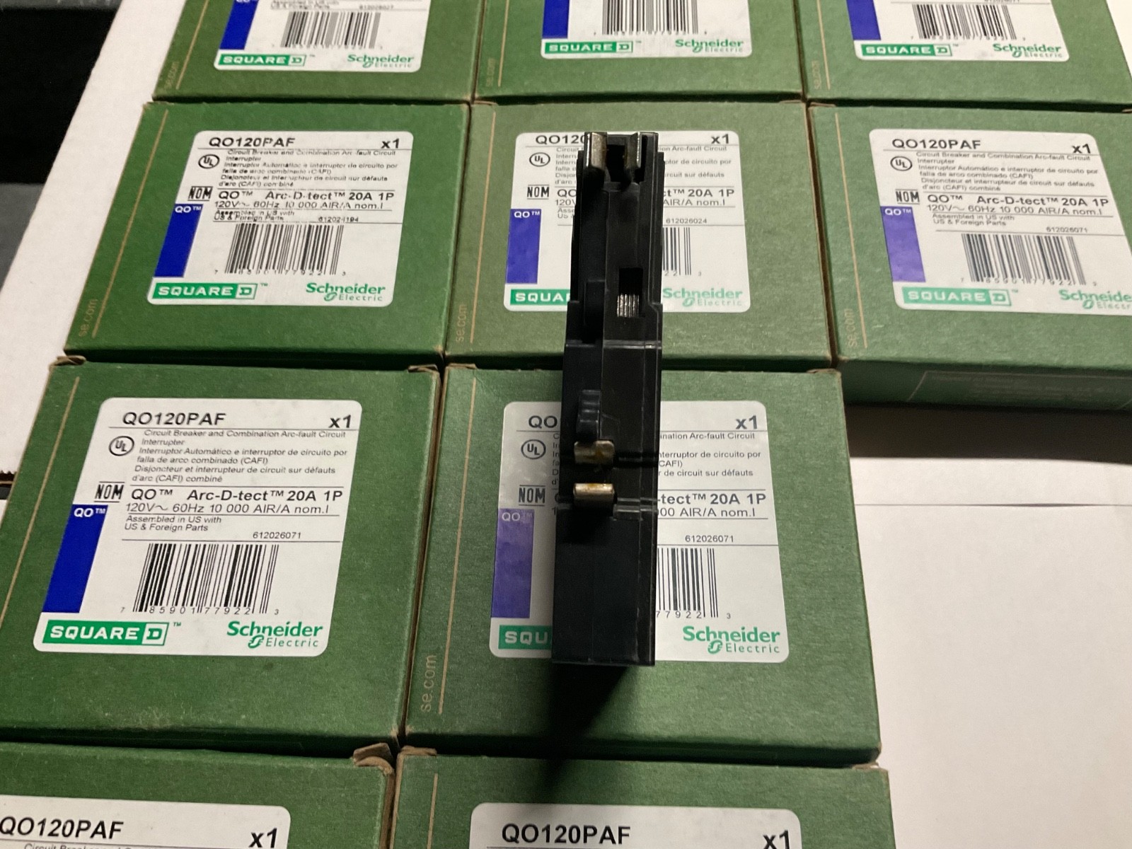 SQUARE D QO120PAF 20A AFCI PLUG ON NEUTRAL NEW IN BOX