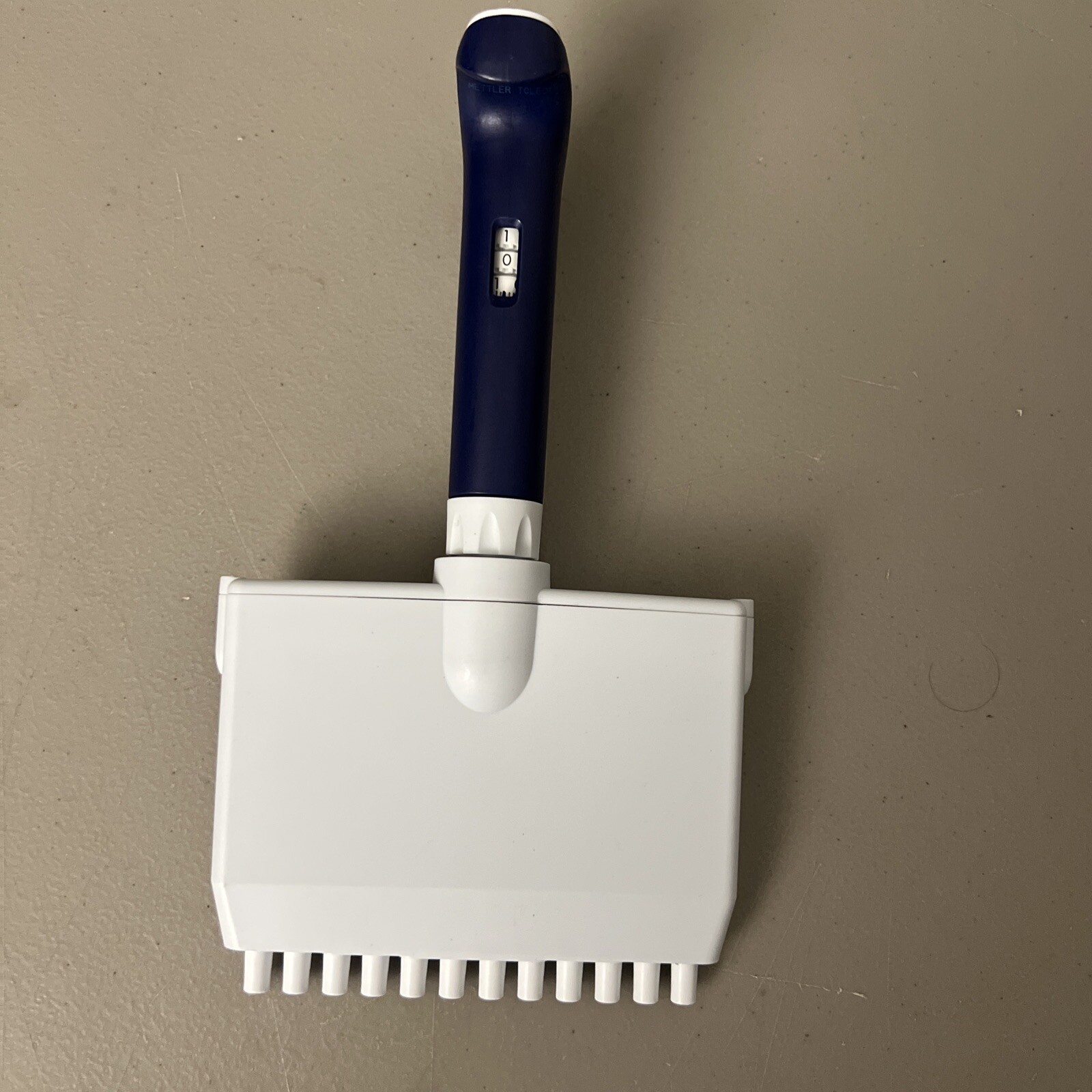 NICE Rainin Pipet-Lite XLS 12 Channel Multichannel L200 XLS LTS pipette