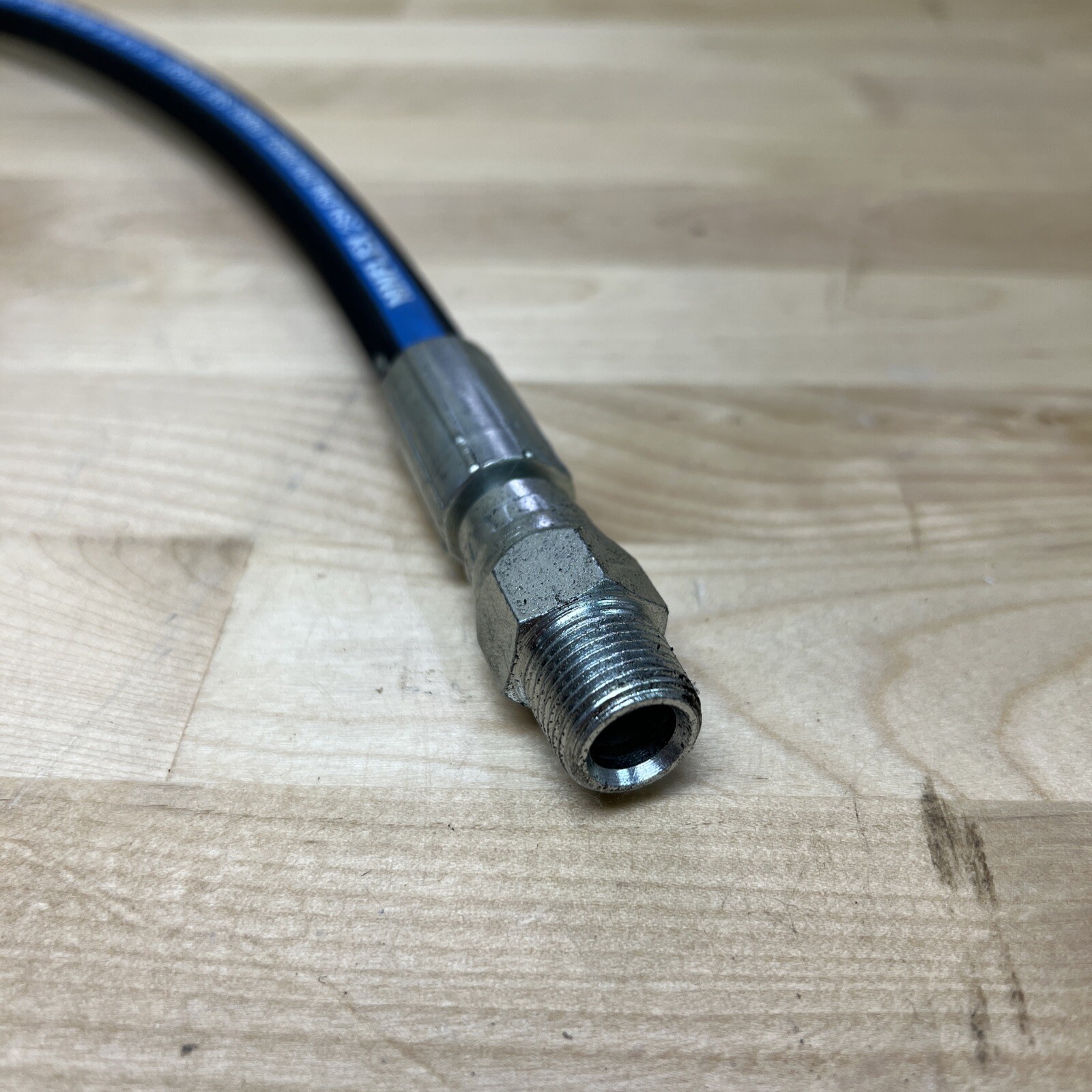 Hydraulic Hose DIN 20022 / EN853 / SAE 100 R2AT-1/4” / 5800 PSI