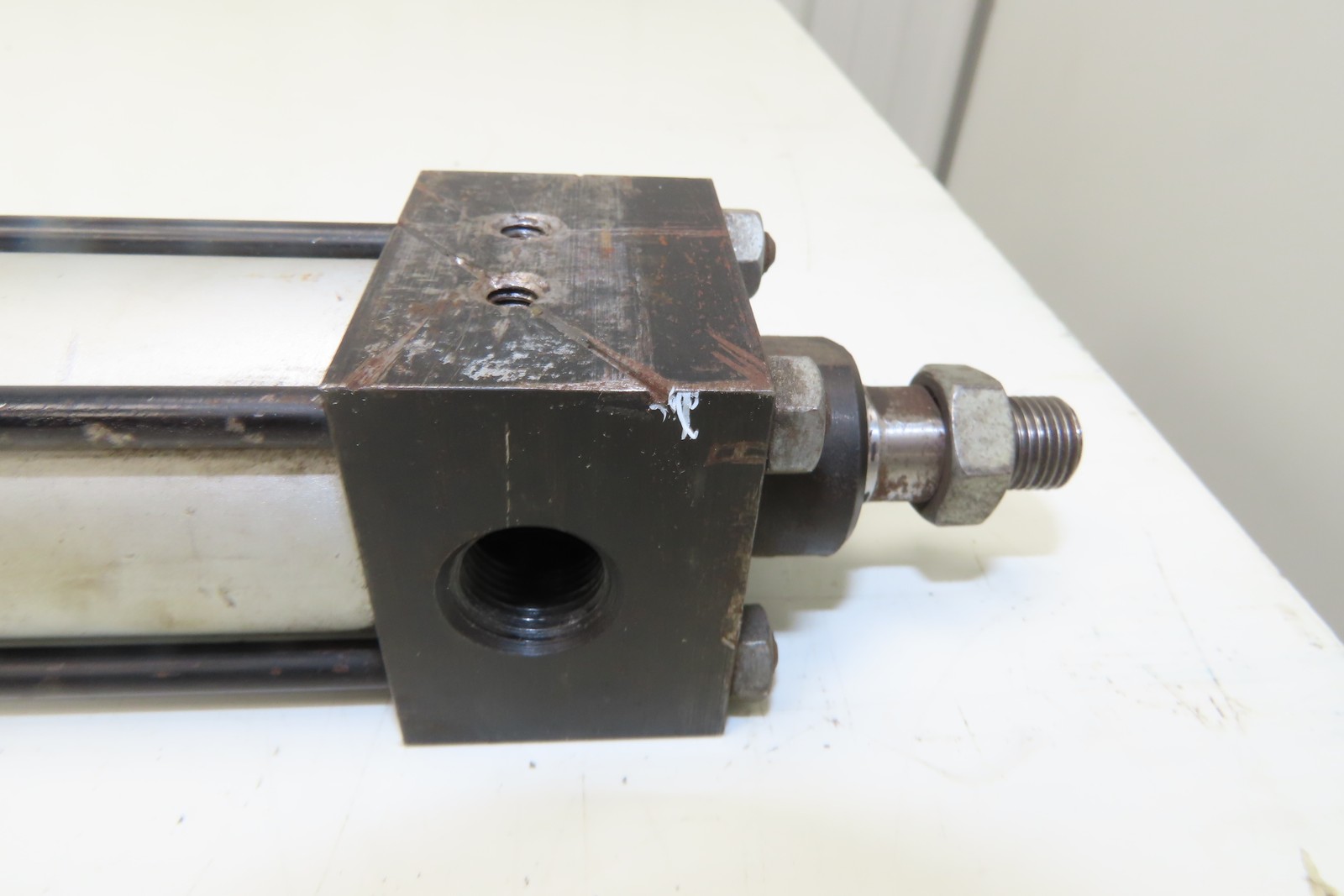 Norgren J0177A2 J-Series Pneumatic Air Cylinder 2.5″ Bore 42″ Stroke 150 PSI