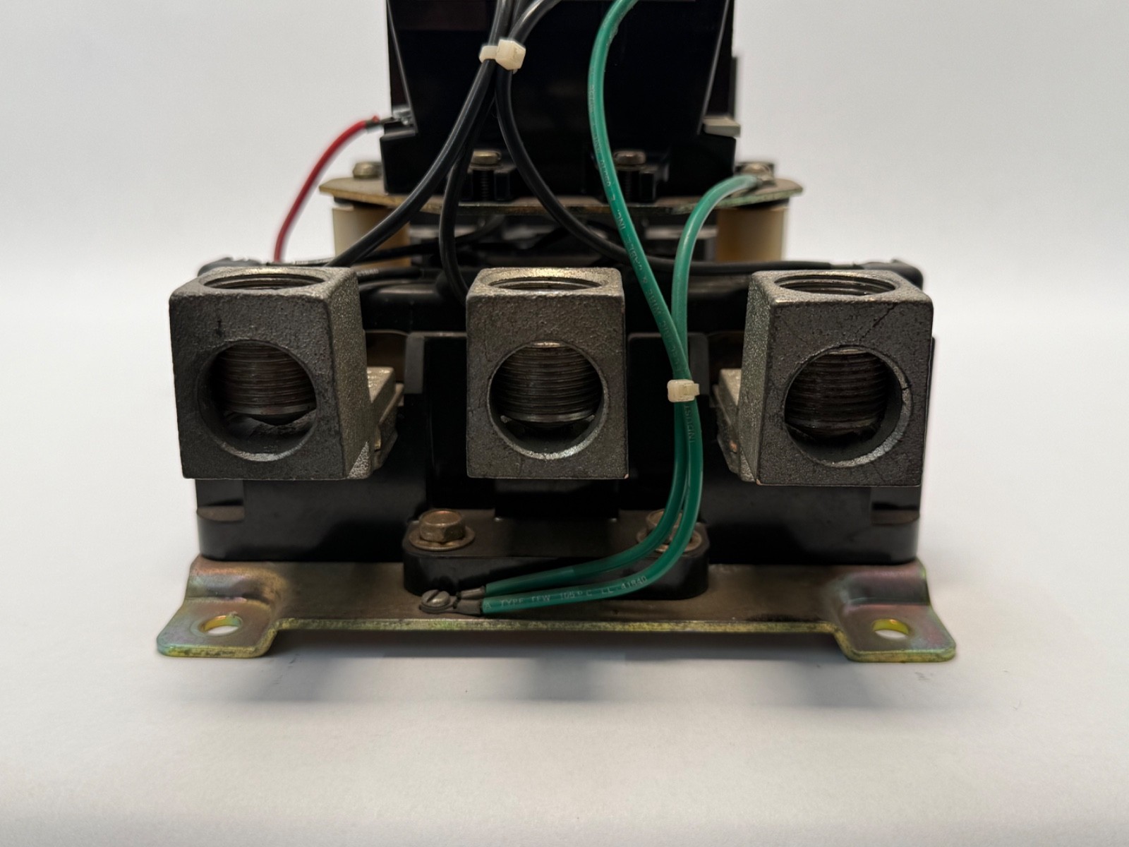 Allen-Bradley 509-FOD SER L Size 5 Magnetic Motor Starter 75-200HP 200-575V AC