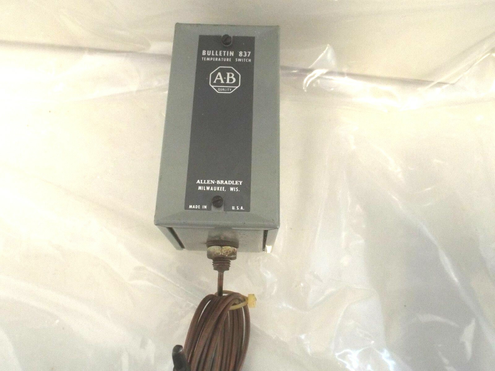 Allen-Bradley 837-A9X15A Max 600 V AC 5 A Temperature Control Switch