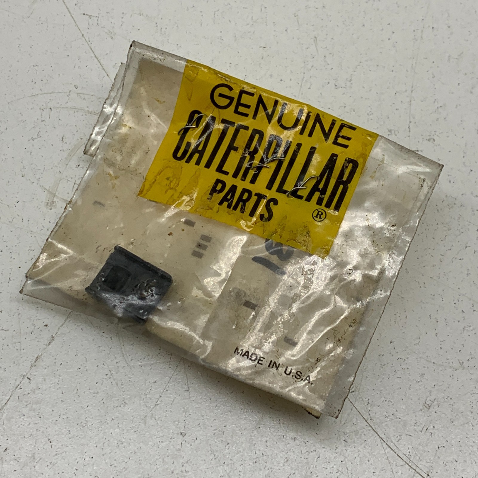 Caterpillar CAT 5M-3051 Insulator for 2M-6495 4M-9349 2M-6497 2M-8965 Regulator
