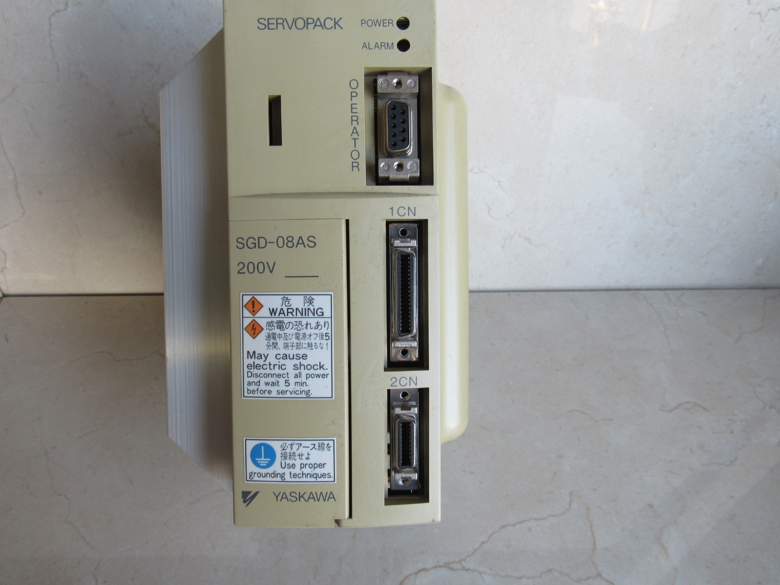Yasnac Yaskawa Servopack SGD-08AS 200V Lot #3946 Listed by Greg