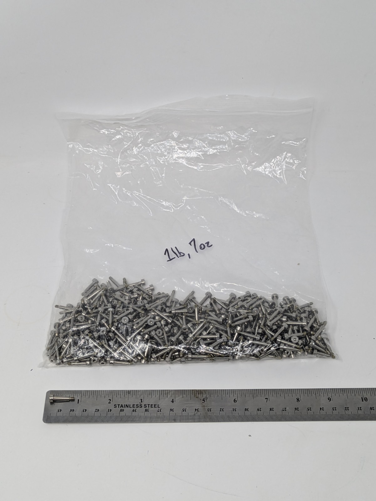 28lb Lot Assorted Machine Screws Industrial – Sizes / Weights as shown