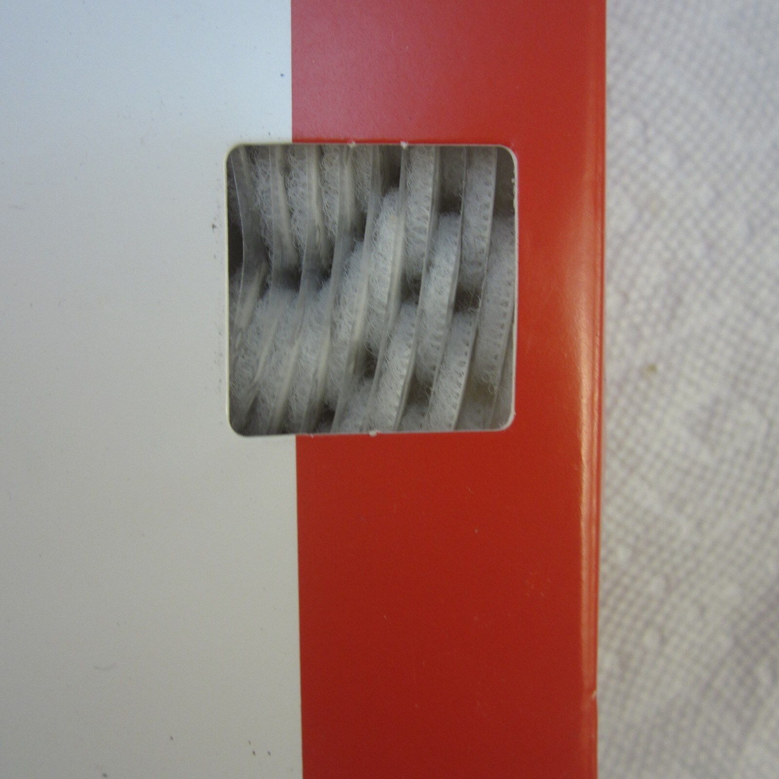 VELCRO Brand Hook and Loop Fastener Coins 3/4 Inch White Pack of 200