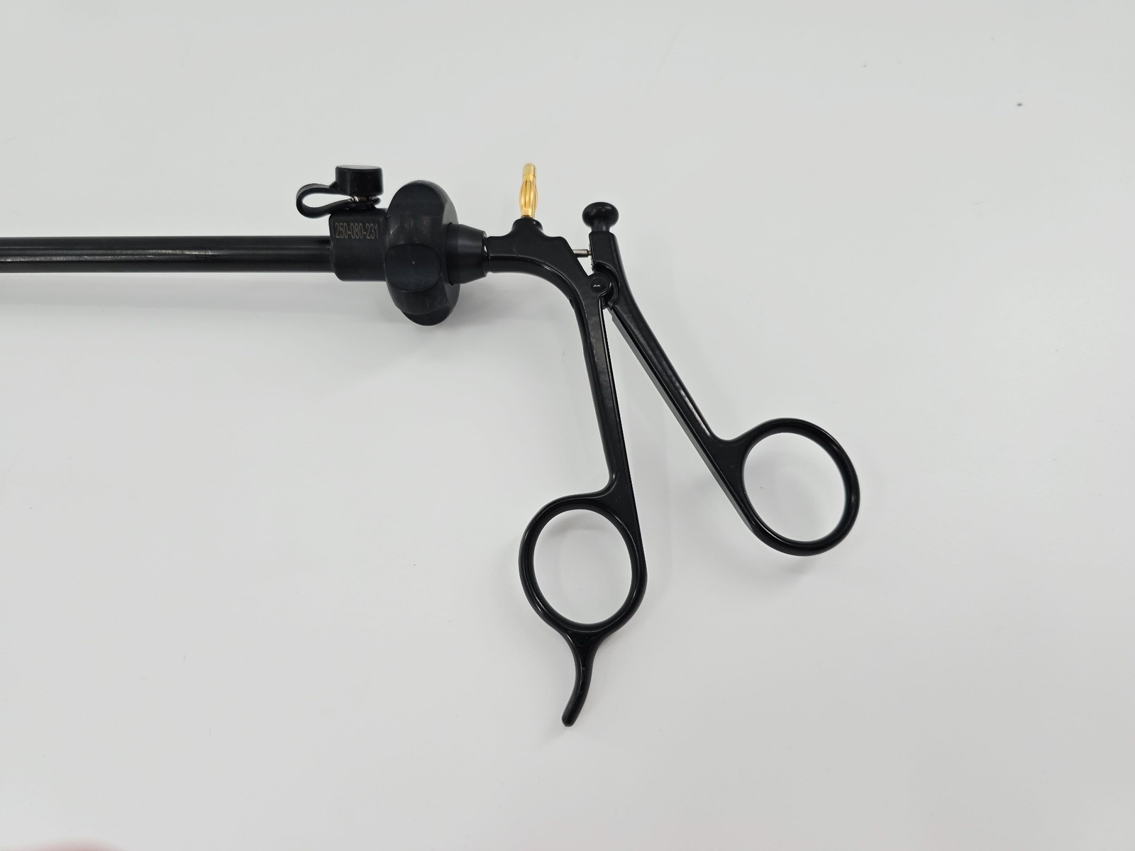 Stryker 250-080-231 Laparoscopic Grasper w/ 250-080-246 10mm Biopsy Spoon Insert