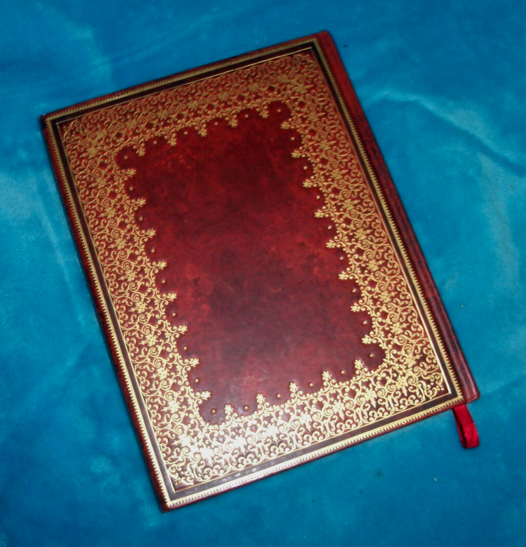 2 Journal / Diary (PAPER BLANKS Mahogany Gold) + (PUNCH STUDIO Purple Peacock)