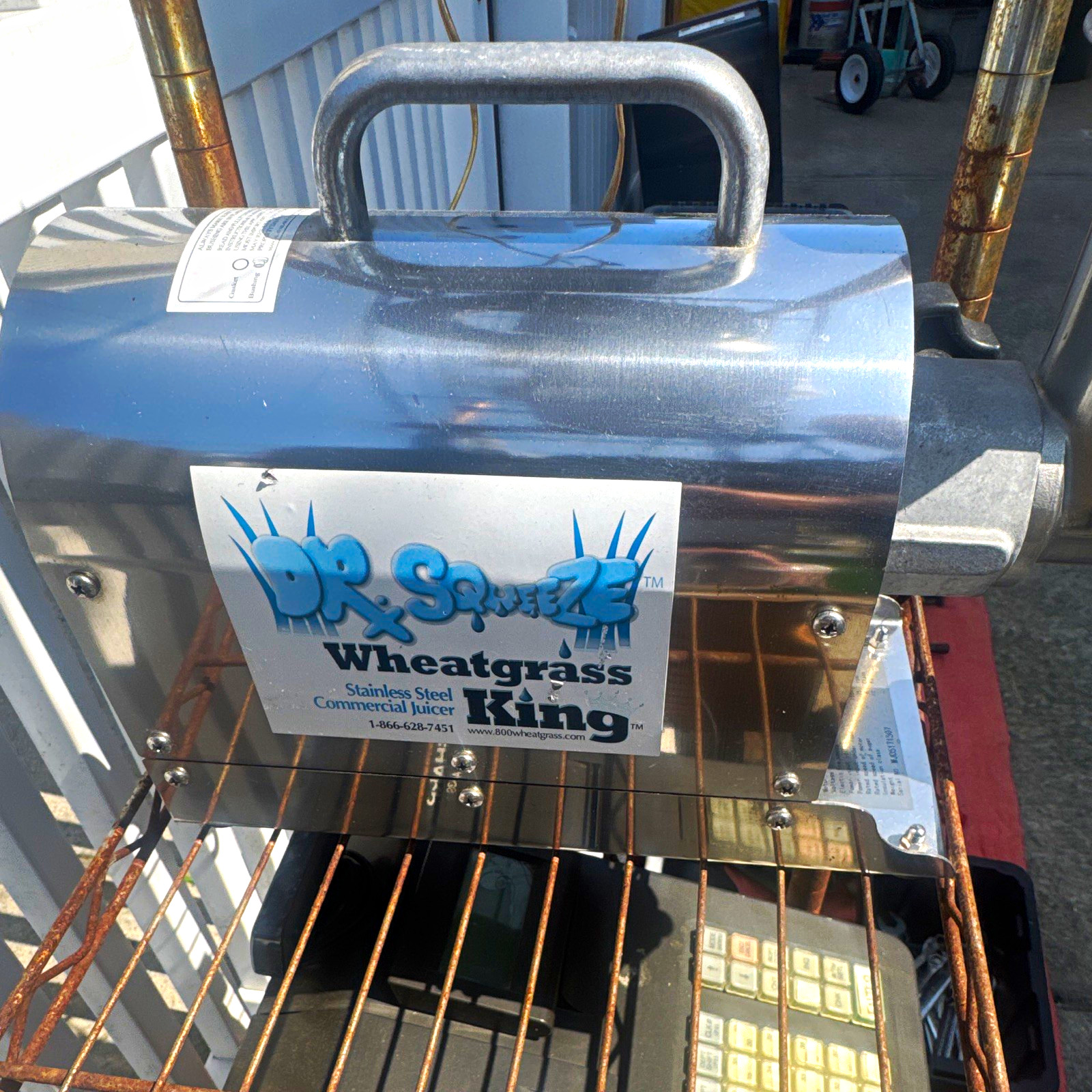 Dr. Squeeze Wheatgrass King Wheatgrass Juicer 0.5HP 1661RPM Manual Feed