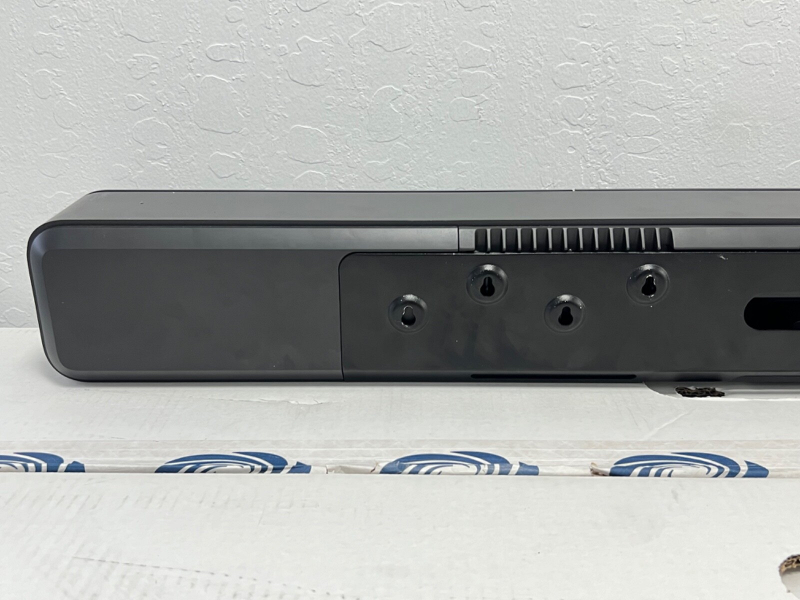 Crestron UC-SB / UC-SB1-CAM-FLEX UC Video Conference Smart Soundbar and Camera