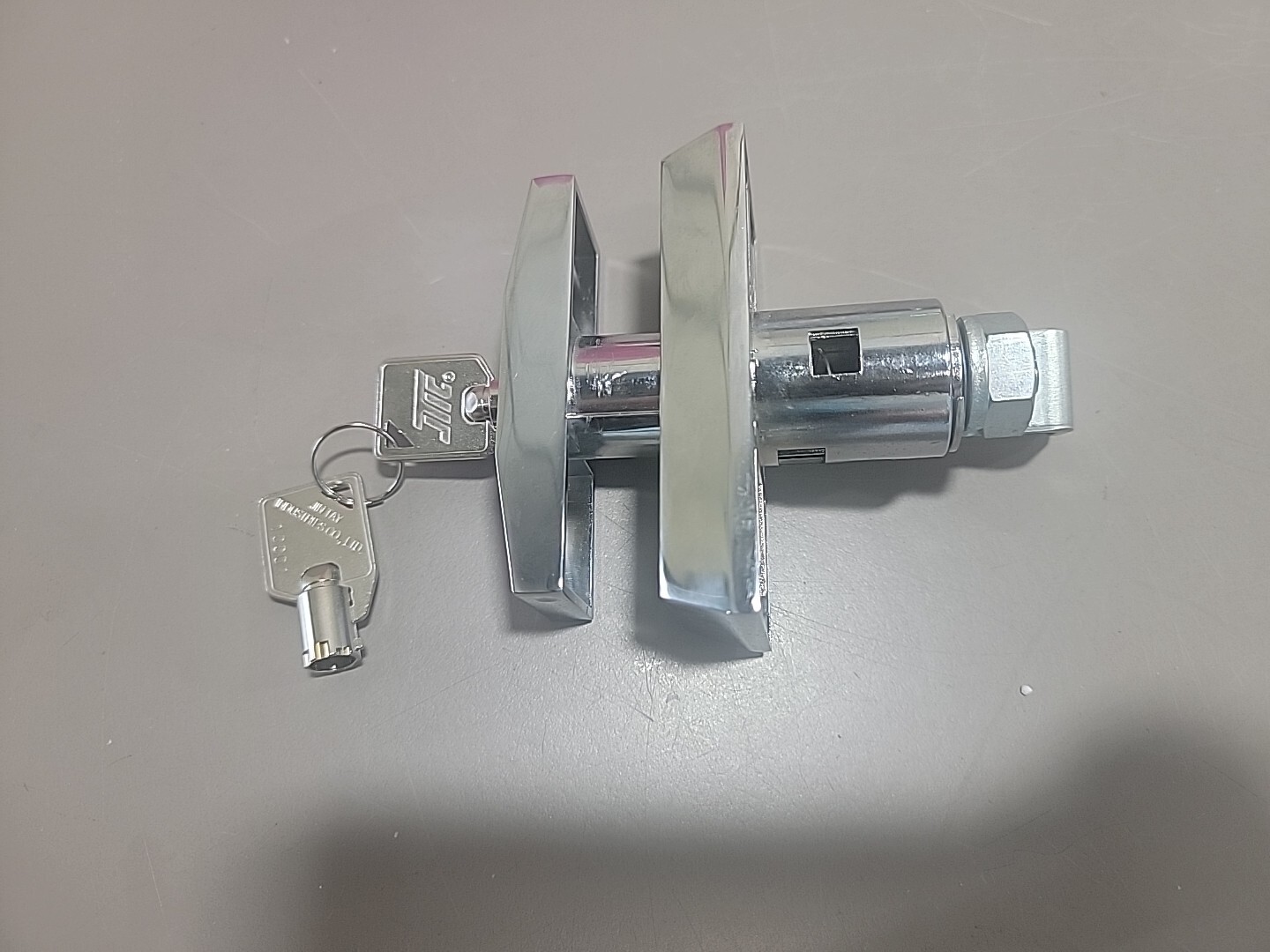 Seaga T- Handle Lock Set used SM2300, OD16S, SM23