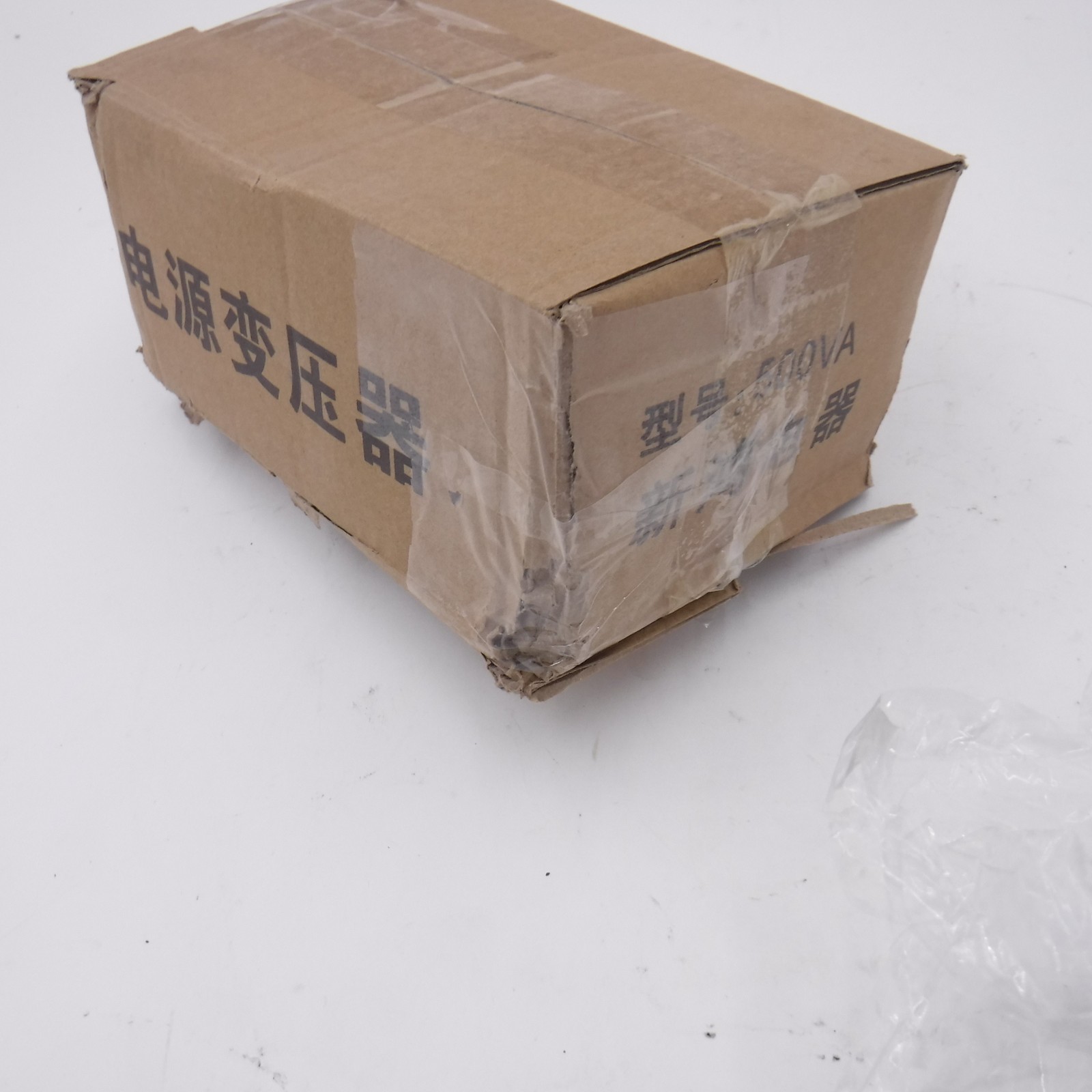 Power Transformer Converter 110V-220V Input110VAC 50/60Hz Output 220VAC 500VA