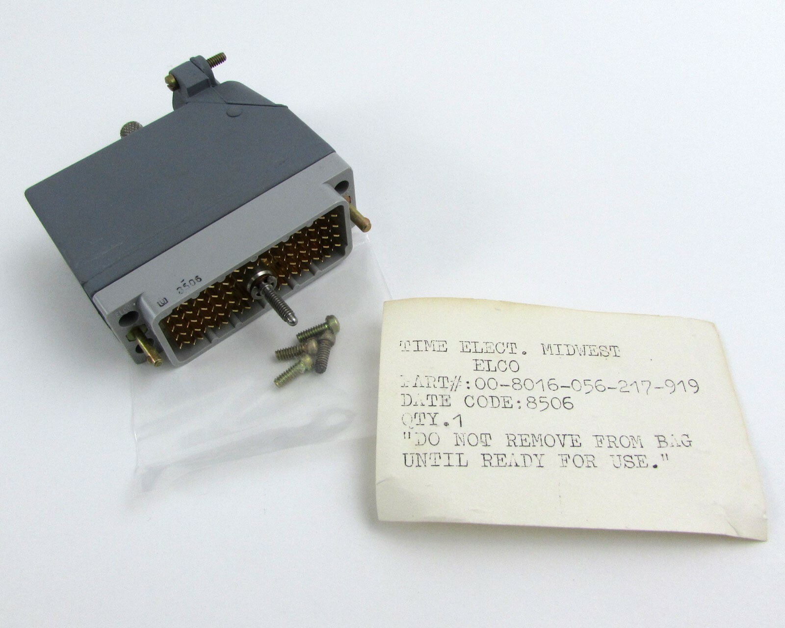 ELCO 00-8016-056-217-919 Connector w/ 56 Tuning Fork Gold Eyelet Contacts
